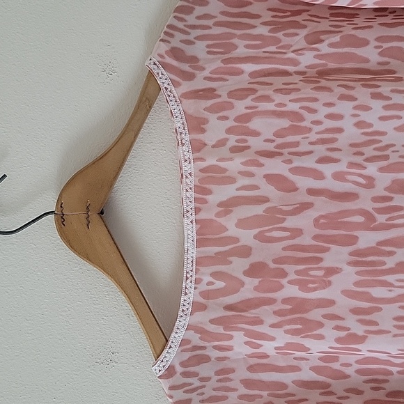 Belle By Kim Gravel Pink Sheer Leopard Print Tunic Embroidered Neckline Size 2XL - Picture 5 of 8